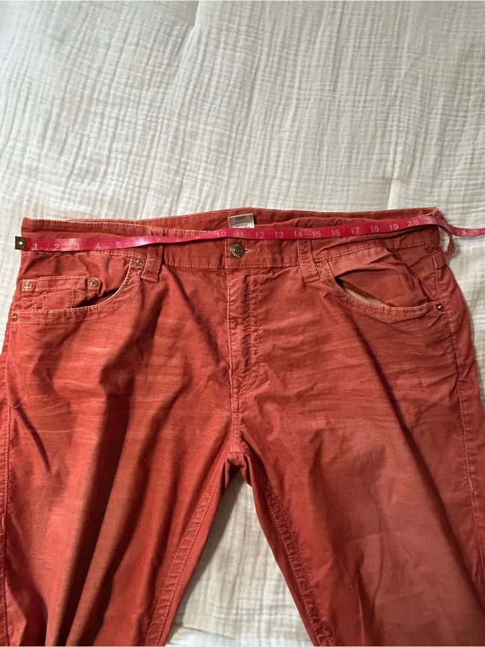 Men’s True Religion Bobby Straight Leg  Corduroy Pants in size 42